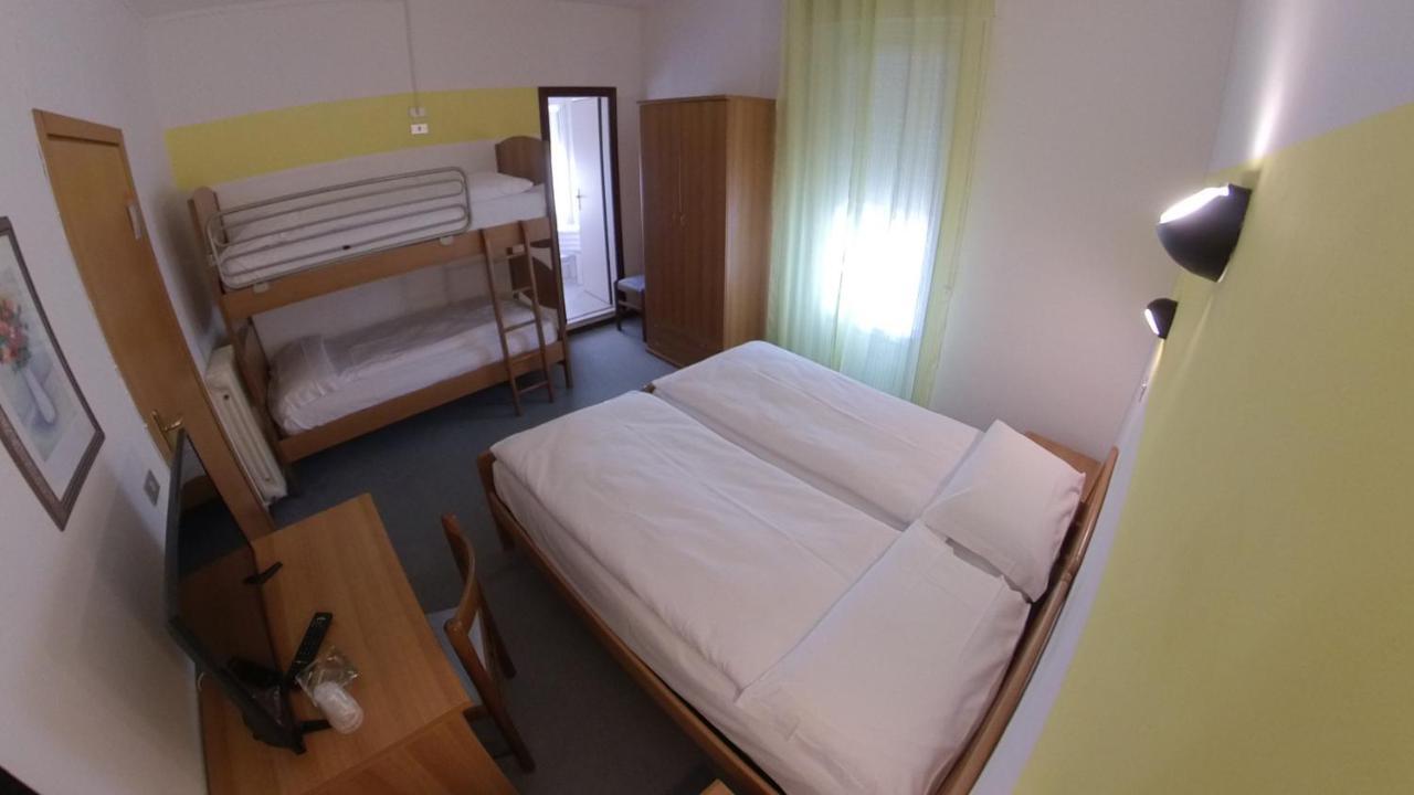 Hotel Alberello Riva del Garda Exterior photo